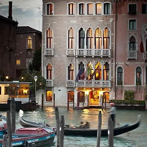 Pesaro Palace Venise